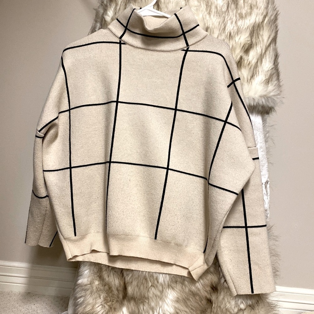 HEAVY sweater with amazing quality